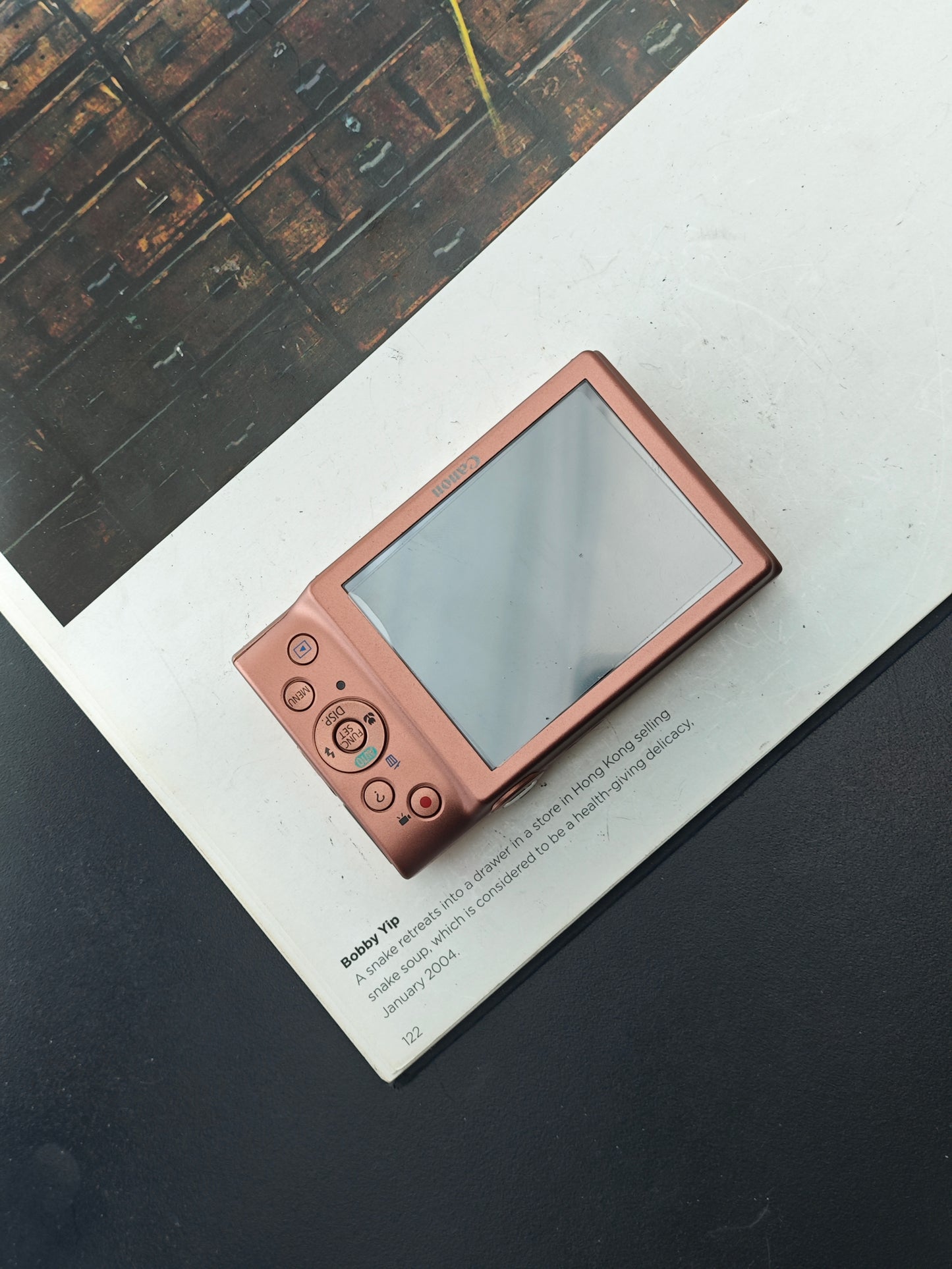 Used Canon PowerShot A4000 IS HD Digital Camera [No charger]