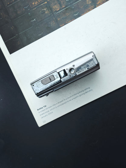 Used Canon IXY Digital 900 IS Digital Camera