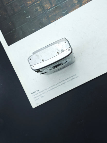 Used Canon IXY Digital 900 IS Digital Camera