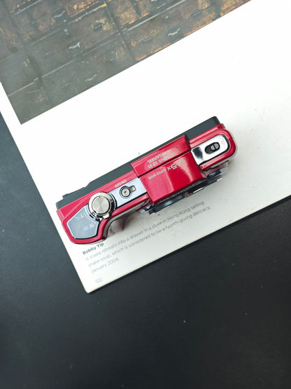 Used Olympus SZ-20 red Digital Camera