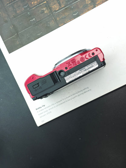 Used Olympus SZ-20 red Digital Camera
