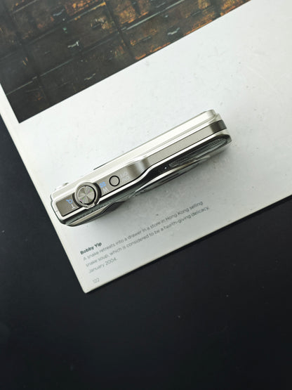 Used Olympus VG-190 silver Digital Camera [with box]