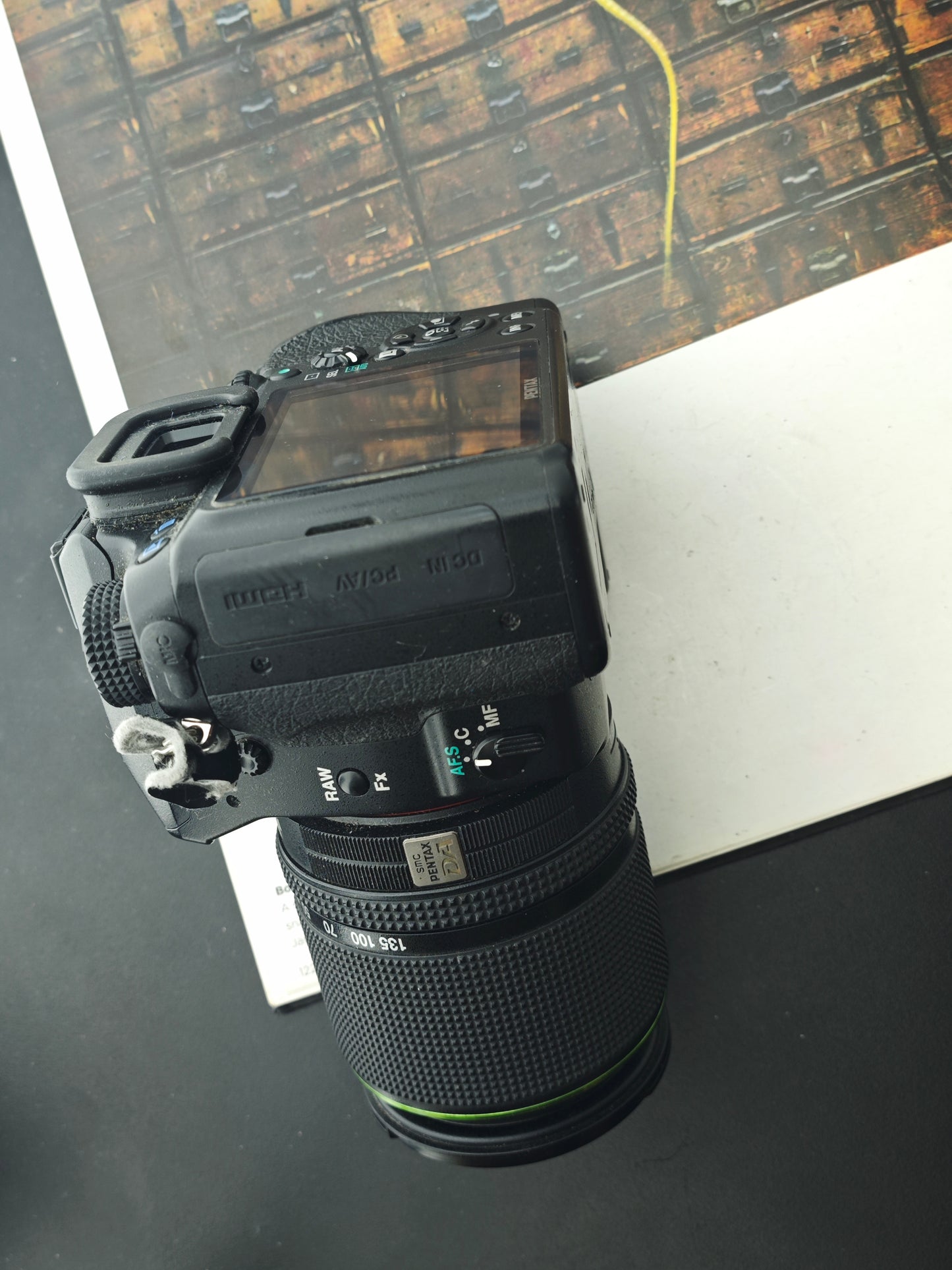 Used Pentax K-5 with SMC Pentax-DA 18-135mm F3.5-5.6 ED AL [No charger]