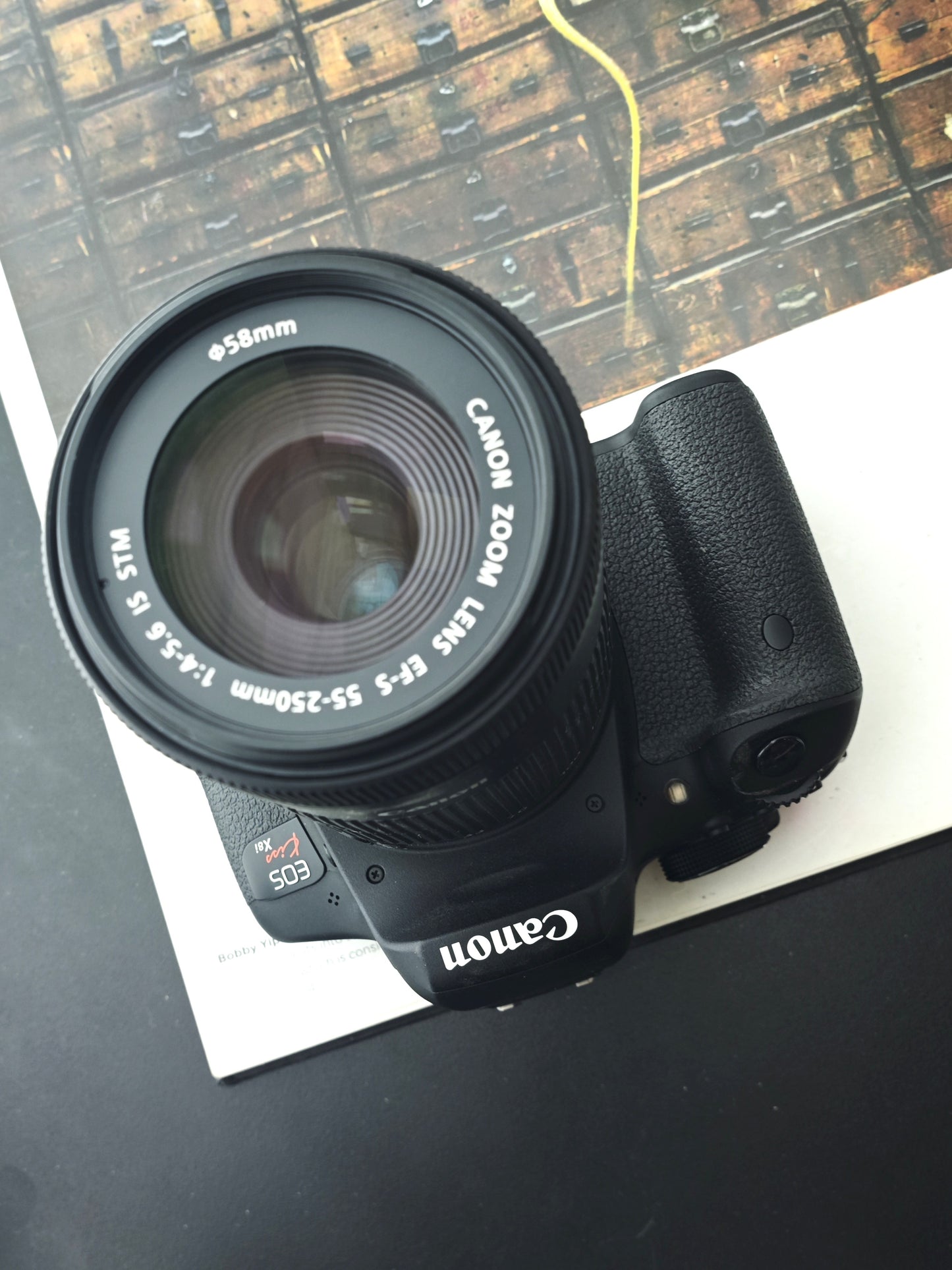 Used Canon EOS Kiss X8i with EF-S 55-250mm F4-5.6 IS STM