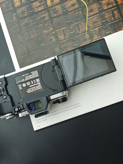 Used OM SYSTEM OM-5 body Digital Camera