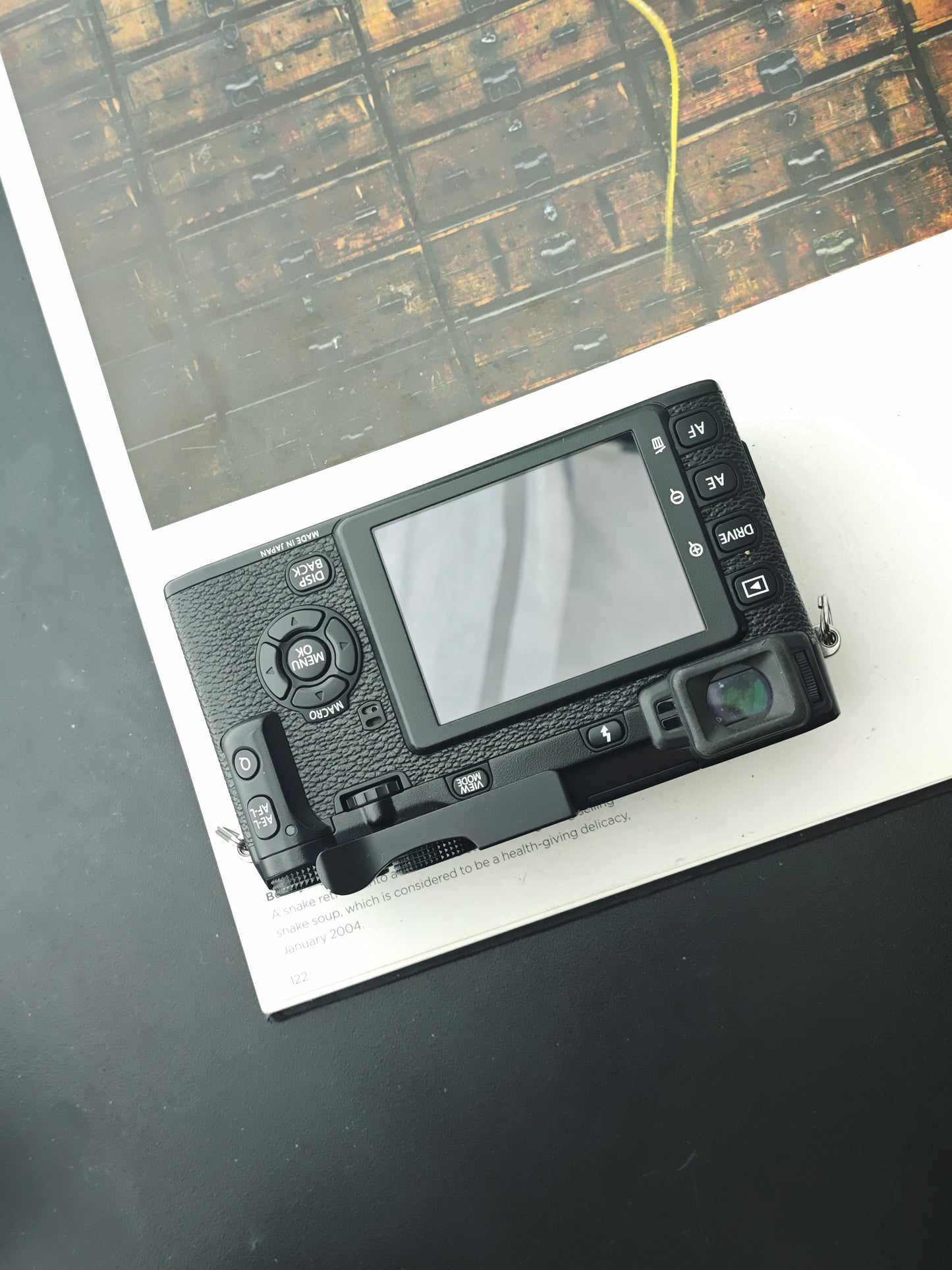 Used Fujifilm X-E1 body Digital Camera