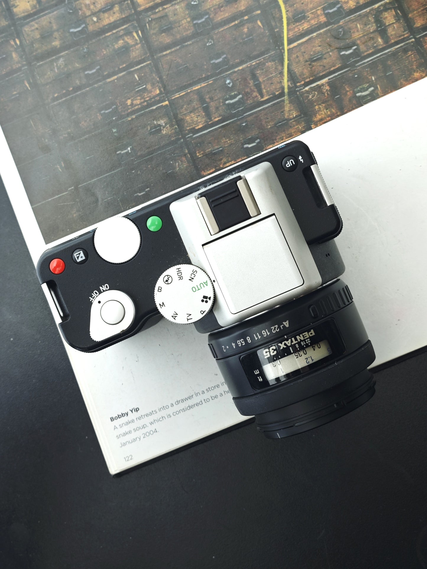 Used Pentax K-01 with SMC Pentax-FA 35mm F2 AL [No charger]