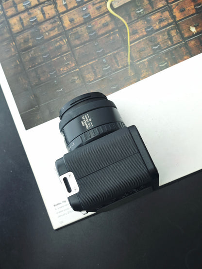 Used Pentax K-01 with SMC Pentax-FA 35mm F2 AL [No charger]