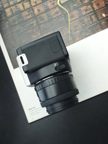 Used Pentax K-01 with SMC Pentax-FA 35mm F2 AL [No charger]