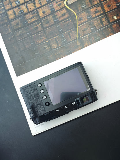Used Fujifilm X-E3 body Digital Camera [No charger]