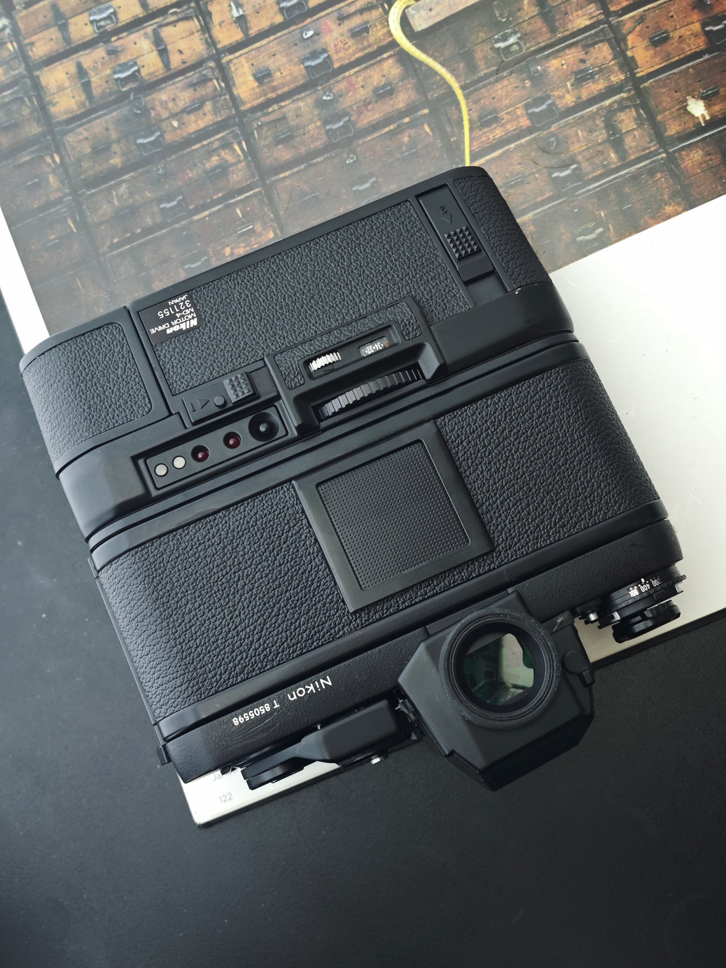 *READ* Nikon F3/T HP with MD-4