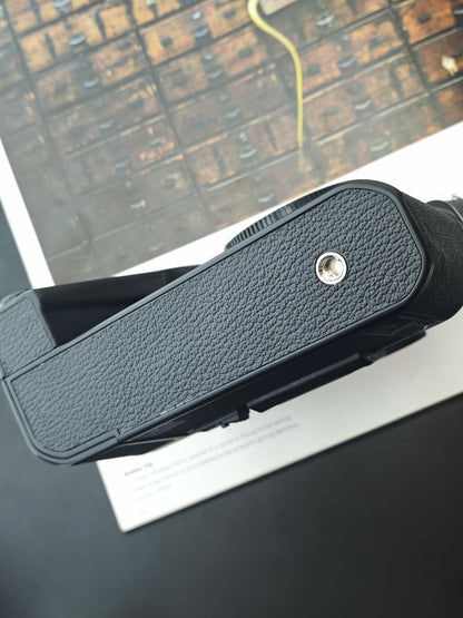 *READ* Nikon F3/T HP with MD-4