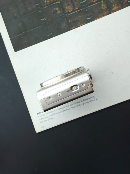 Used Canon PowerShot SX620 HS Digital Camera [No charger]