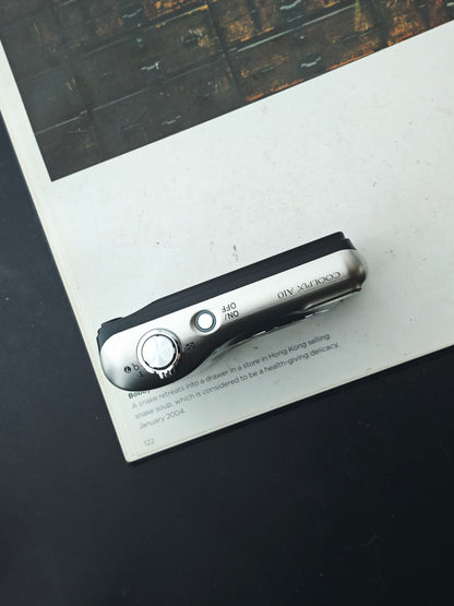 Used Nikon Coolpix A10 Digital Camera [with box]