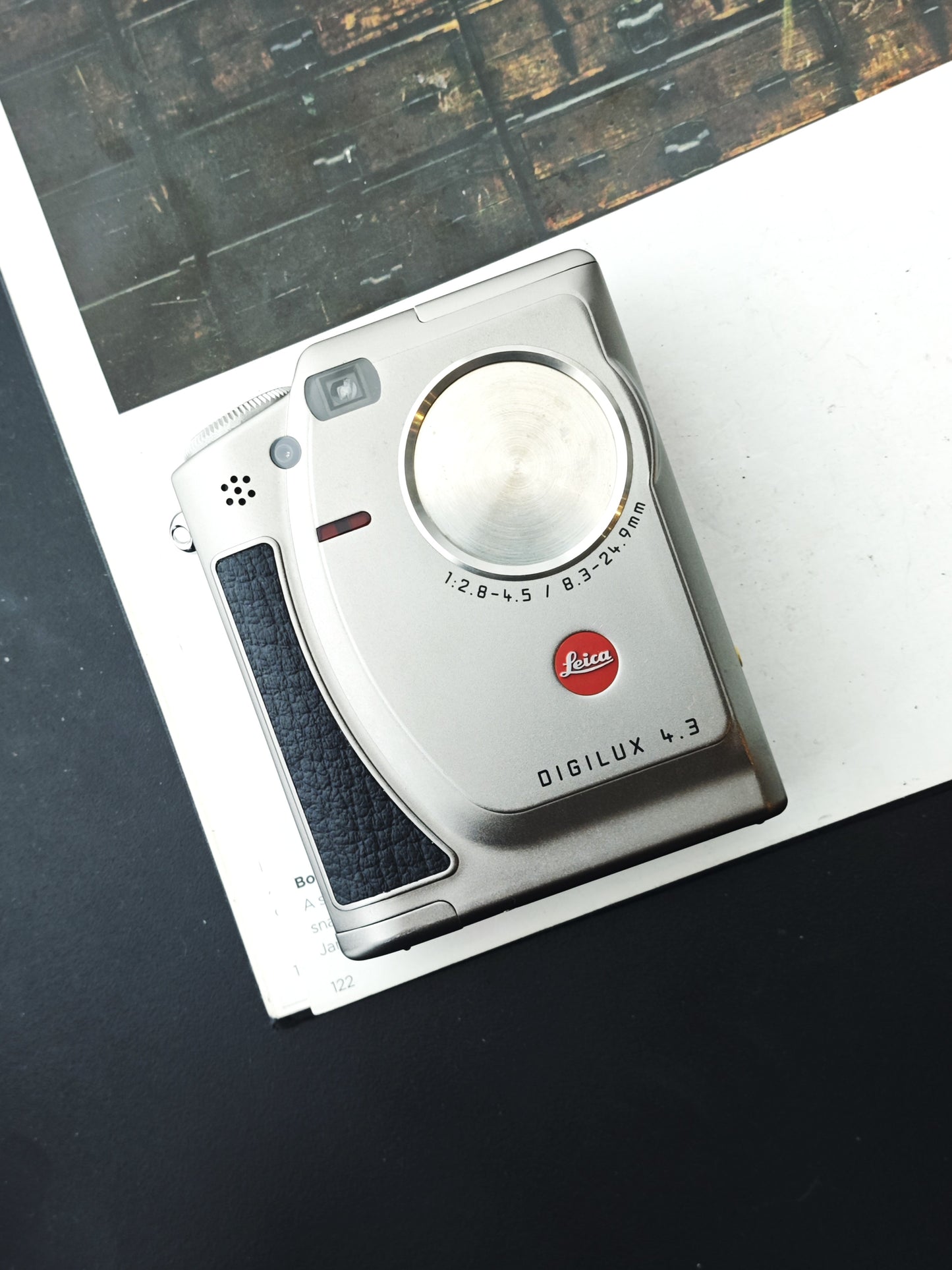 Used Leica Digilux 4.3 Digital Camera [with box]