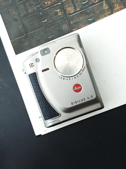 Used Leica Digilux 4.3 Digital Camera [with box]