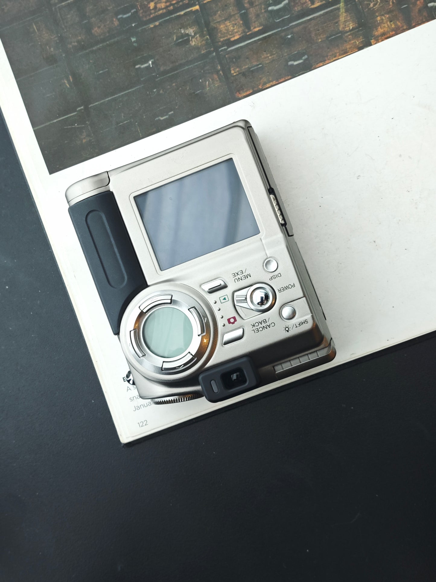 Used Leica Digilux 4.3 Digital Camera [with box]