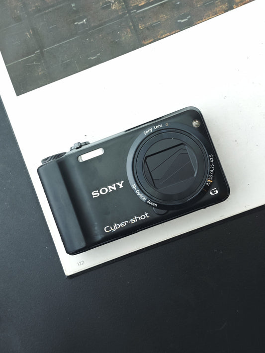 Used Sony Cyber-shot DSC-HX5V Digital Camera [JPN only, No charger]