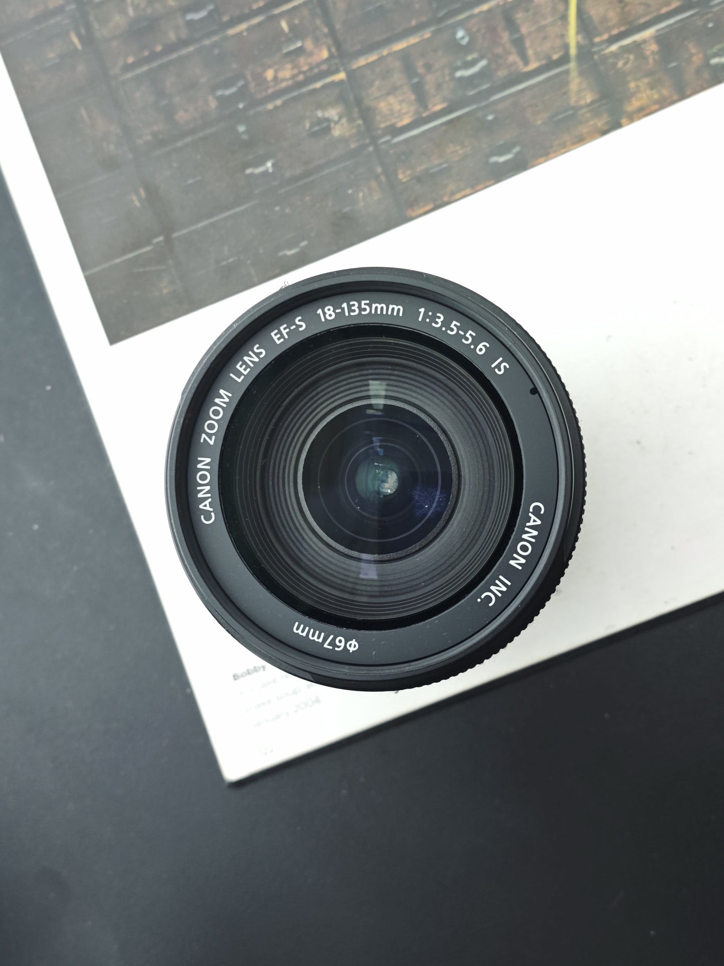 Canon Lens EF-S 18-135mm F3.5-5.6 IS