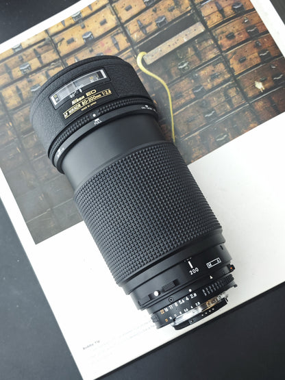 Nikon AF Nikkor 80-200mm F2.8 ED #384358