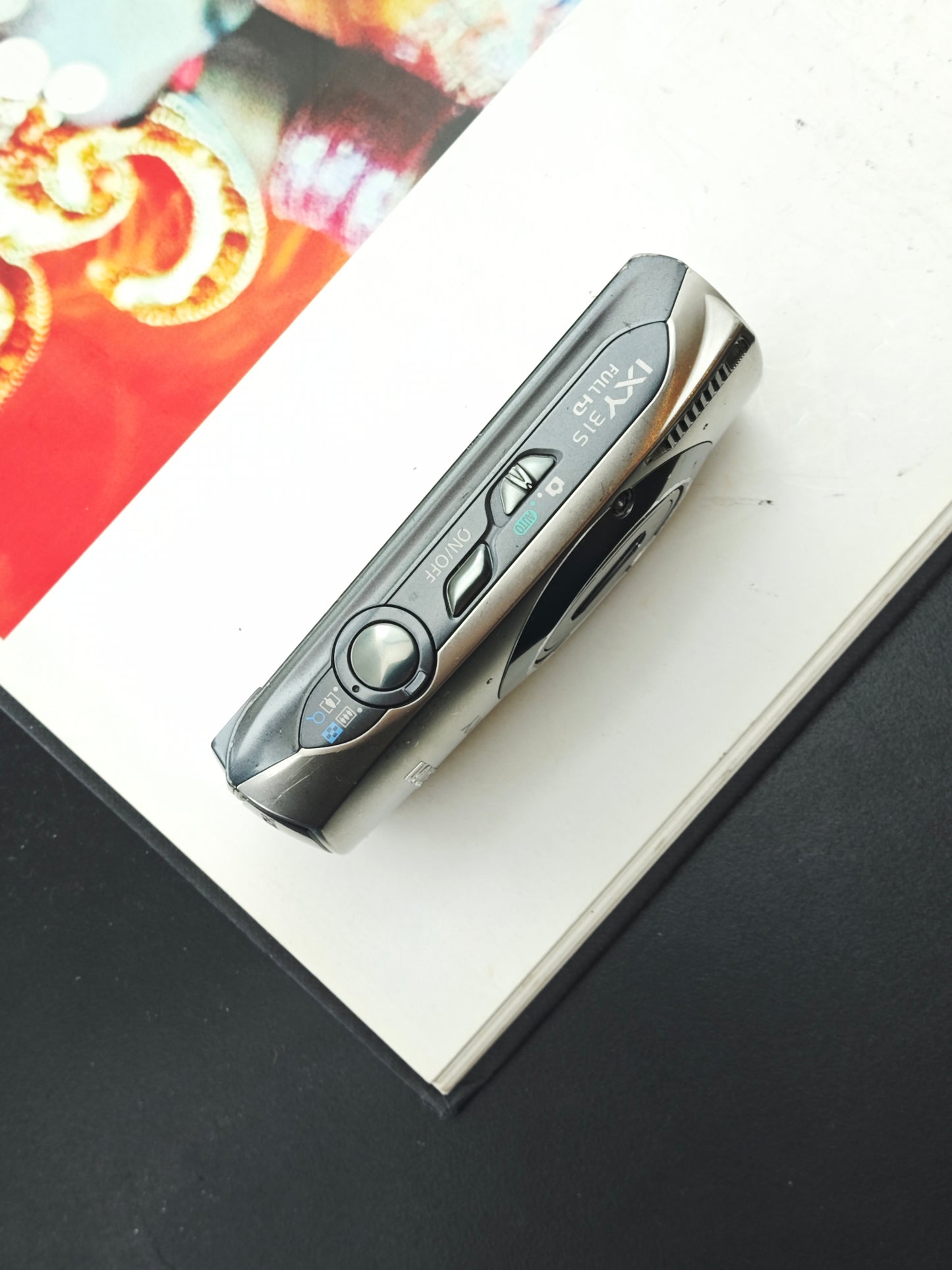 *READ* Used Canon IXY 31S silver Digital Camera [No charger]