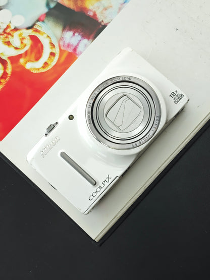 Used Nikon Coolpix S9400 white  Digital Camera [No charger]