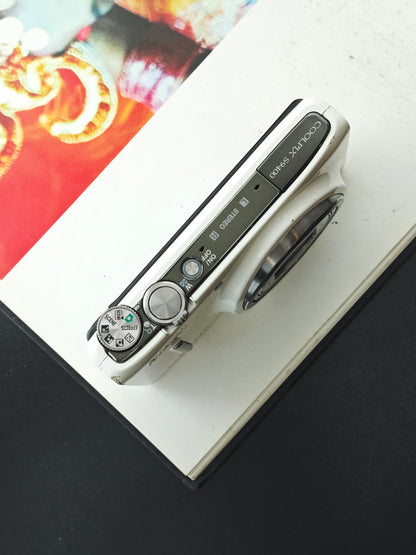 Used Nikon Coolpix S9400 white  Digital Camera [No charger]