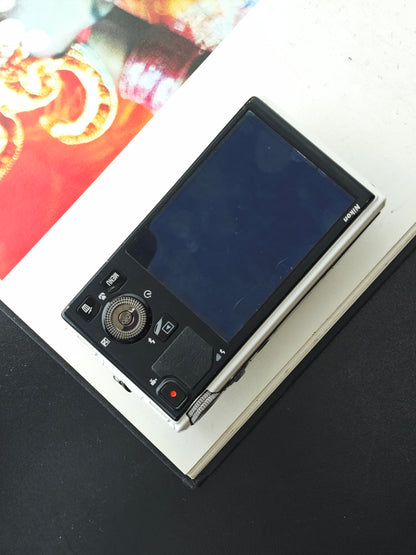 Used Nikon Coolpix S9400 white  Digital Camera [No charger]