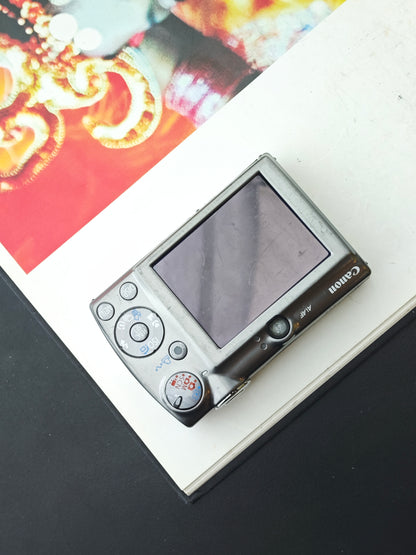 Used Canon IXY Digital 900 IS Digital Camera [No charger]