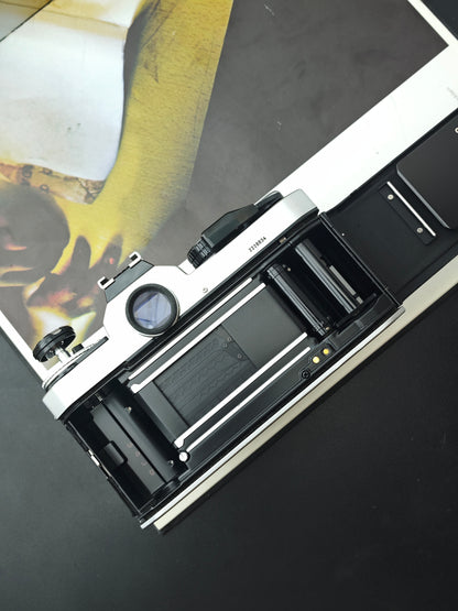 Nikon FE2 silver with Nikon Nikkor 50mm F1.4 Ai