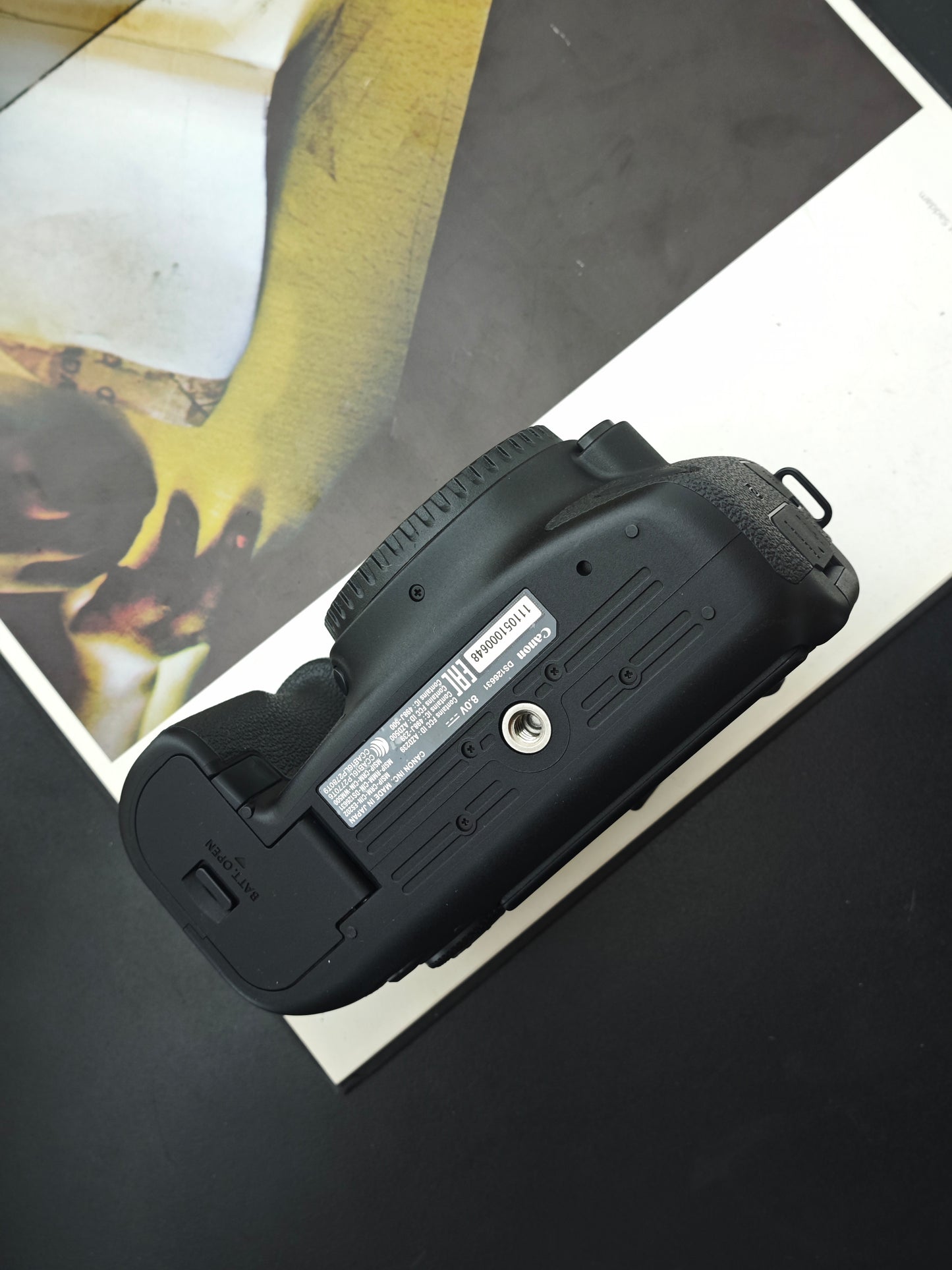 Used Canon EOS 6D Mark II body Digital Camera [with box]