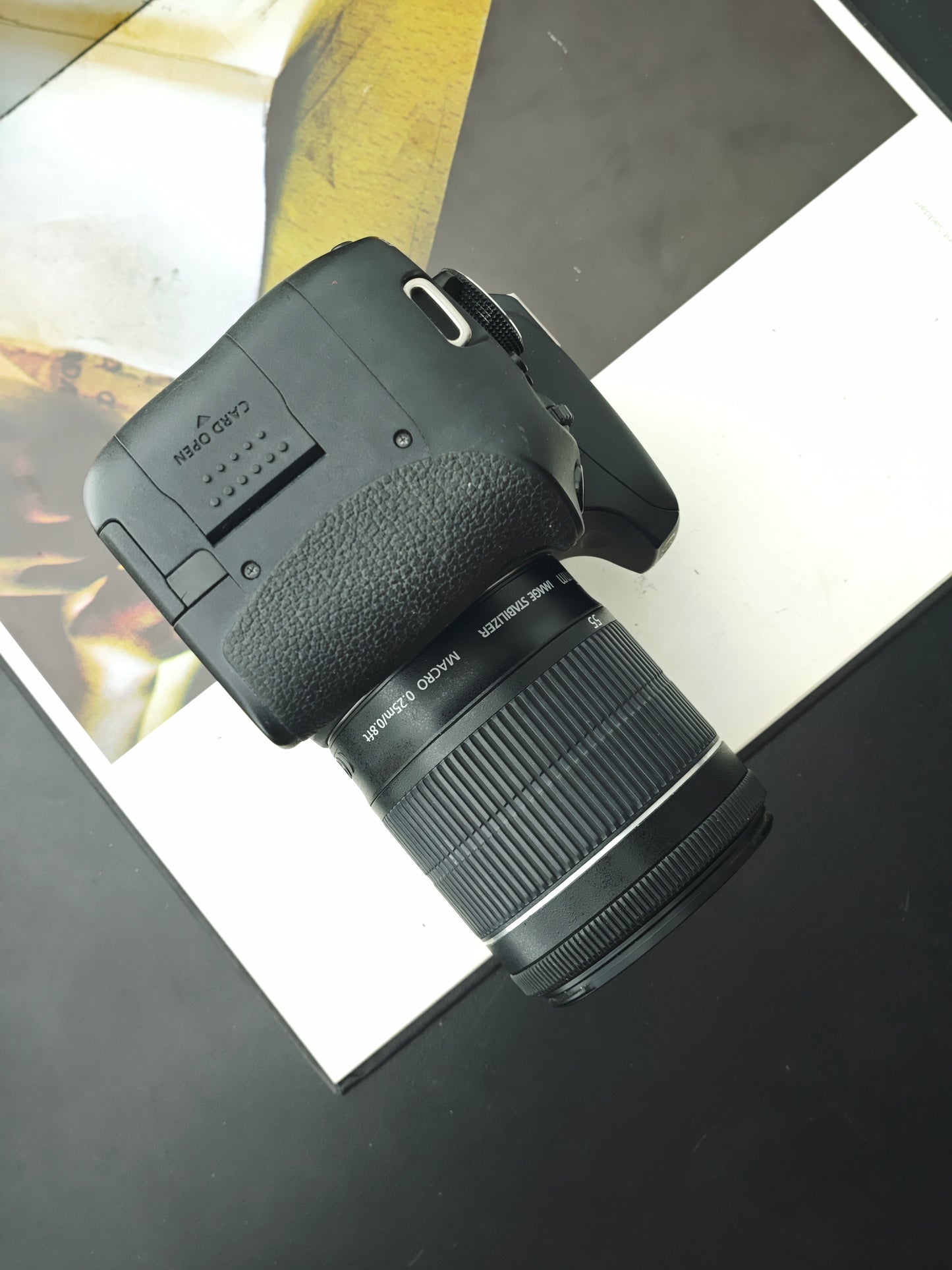 Used Canon EOS Kiss X8i with EF -S 18-55mm F3.5-6.6 IS STM [No charger]