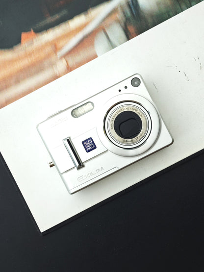 Used Casio EXILIM EX-Z55 Digital Camera [No charger]