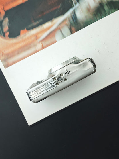 Used Fujifilm FinePix F300 EXR silver Digital Camera