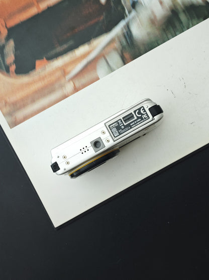 *READ* Used Casio EXILIM EX-FC100 Digital Camera [No charger]