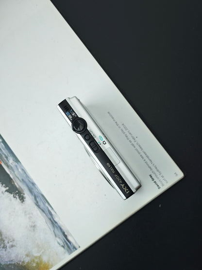 Used Canon IXY 420F silver Digital Camera