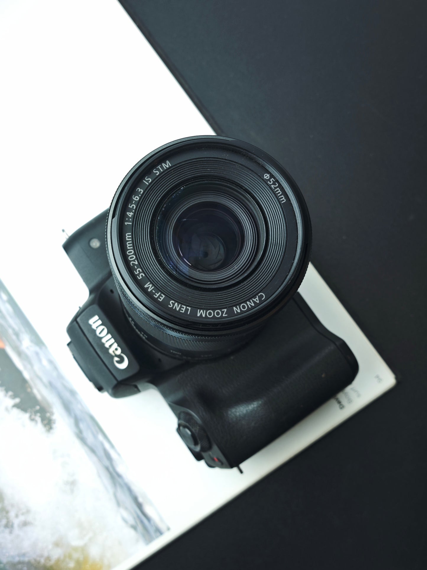 Used Canon EOS Kiss M with Zoom EF-M 55-200mm F4.5-6.3 IS STM