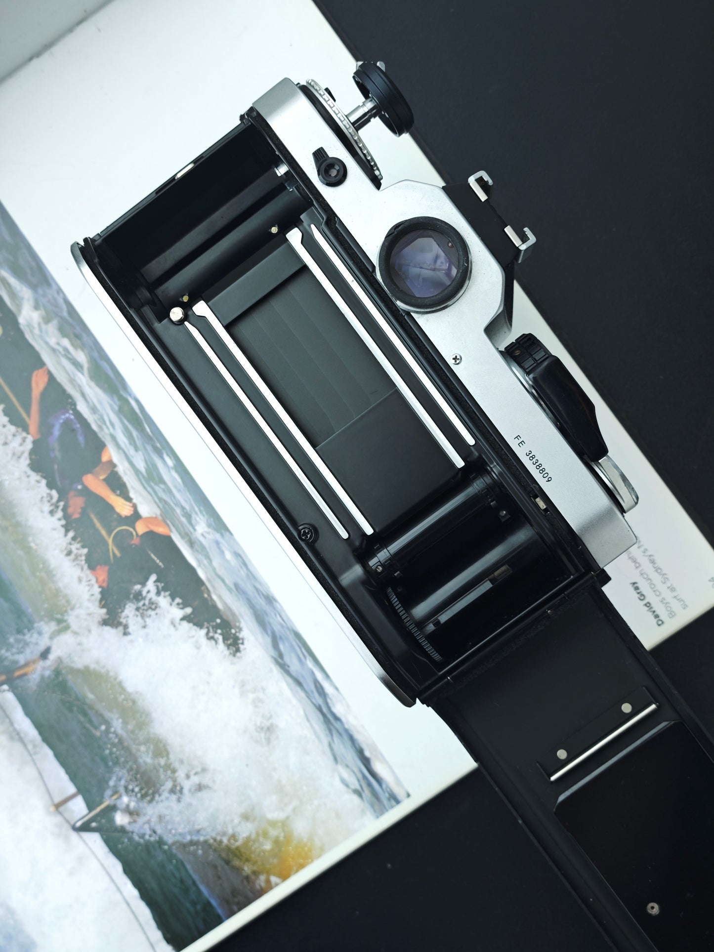 *READ* Nikon FE silver with Nikkor 50mm F1.4 Ai #3838809