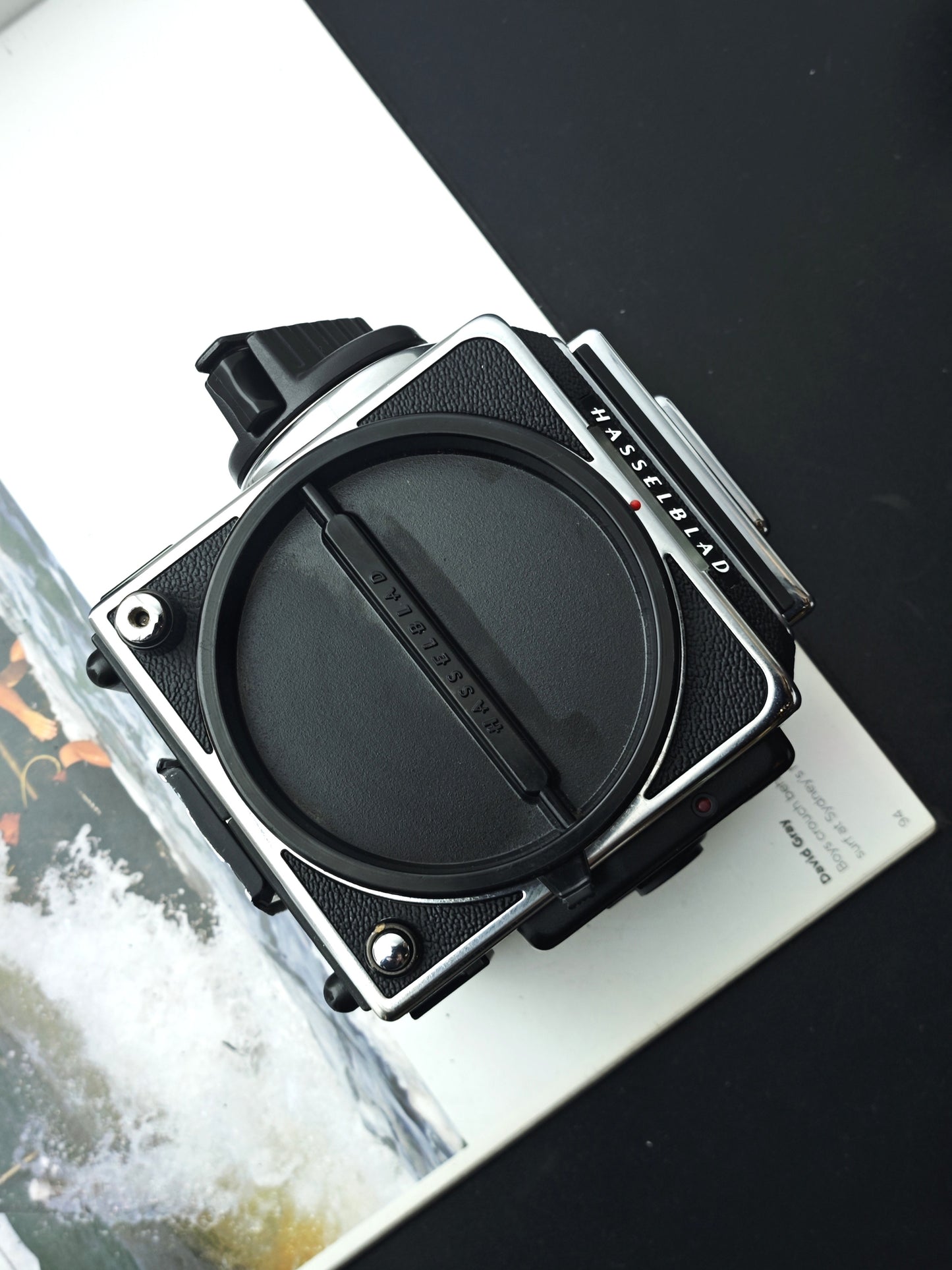 Hasselblad ★203 FE body [No back]