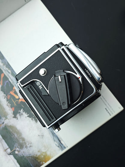 Hasselblad ★203 FE body [No back]