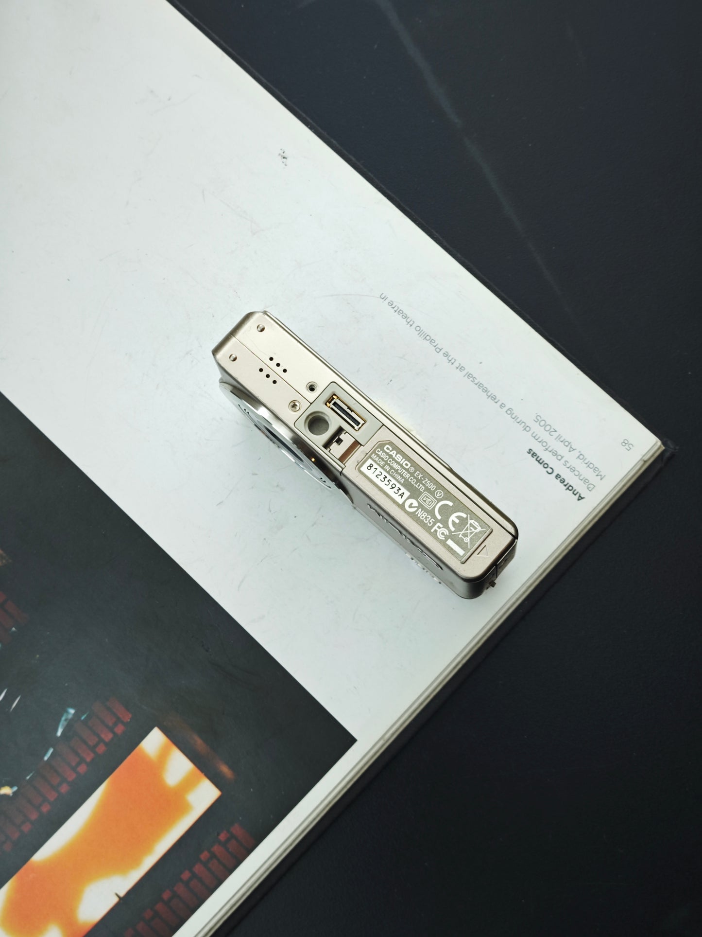 *READ* Used Casio EXILIM EX-Z400 gold Digital Camera [No charger]