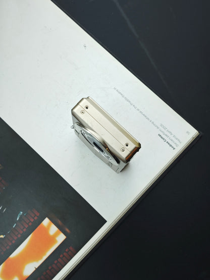 *READ* Used Casio EXILIM EX-Z400 gold Digital Camera [No charger]