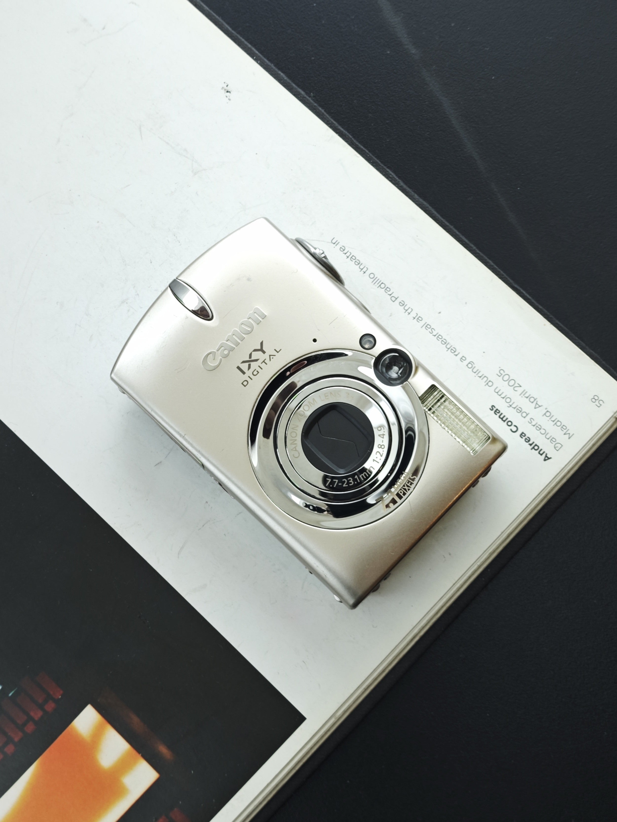 Used Canon IXY Digital 700 Digital Camera [No charger] – UNIT