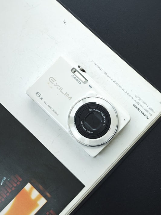 Used Casio EXILIM EX-ZS26 white Digital Camera [No charger]