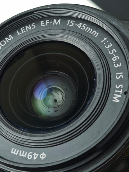Used Canon EOS Kiss M with EF-M 15-45mm F3.5-6.3 IS STM [No charger]