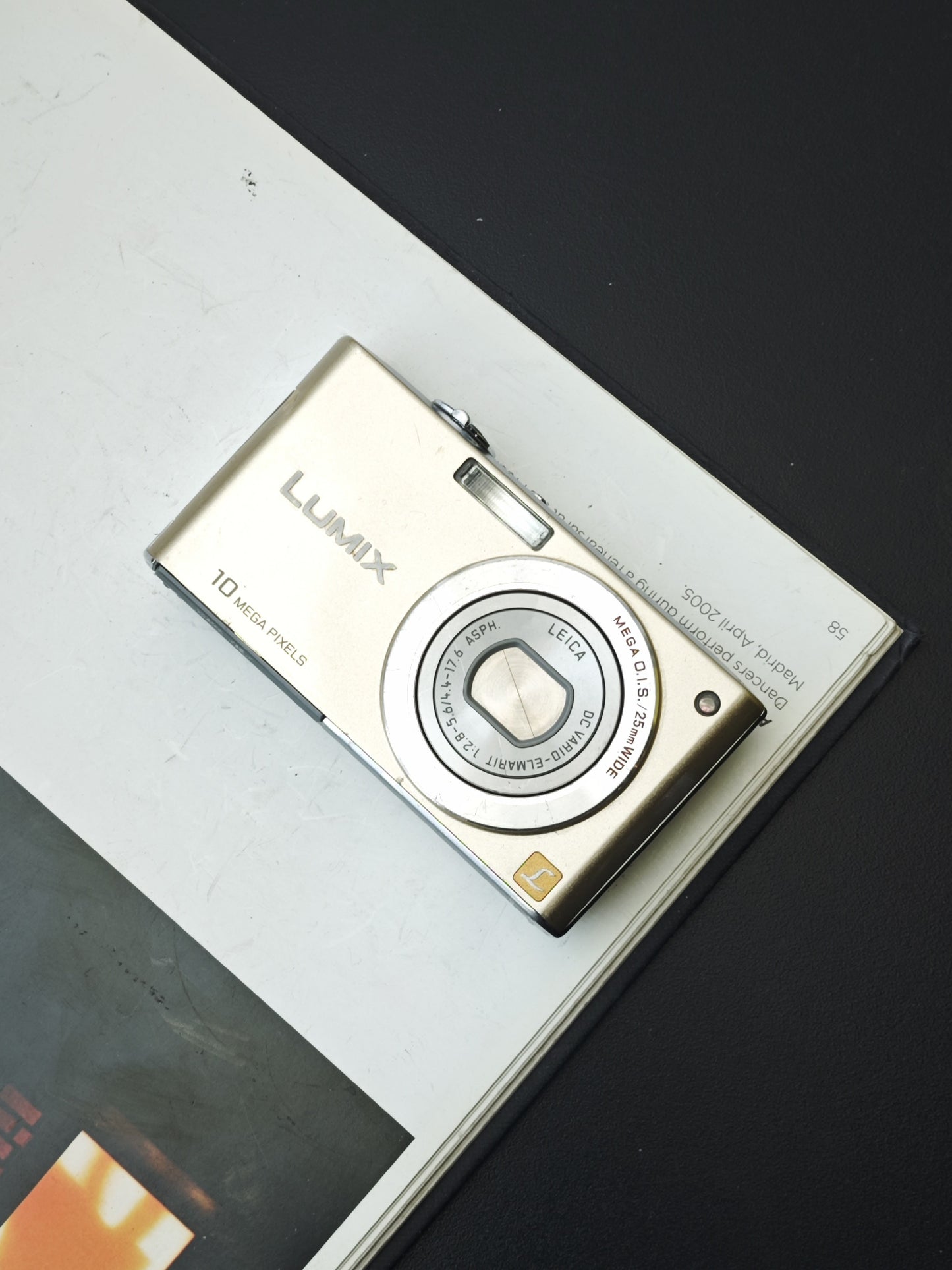 Used Panasonic Lumix DMC-FX35 gold Digital Camera [JPN only, No charger]
