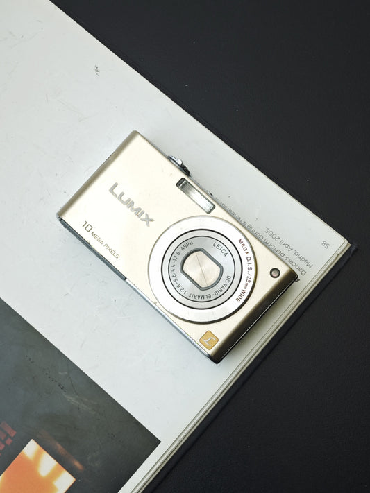 Used Panasonic Lumix DMC-FX35 gold Digital Camera [JPN only, No charger]