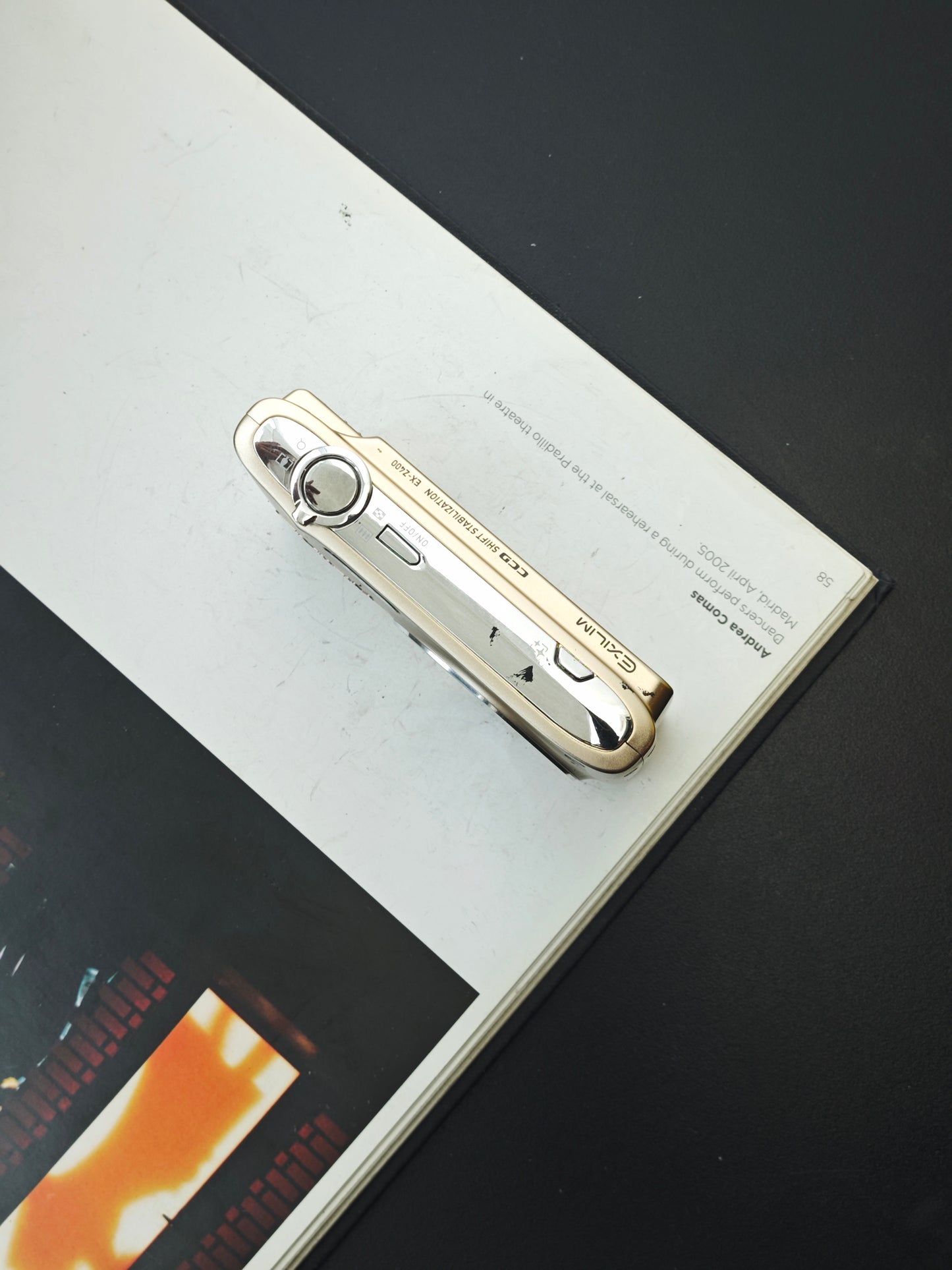 Used Casio EXILIM EX-Z500 Digital Camera [No charger]