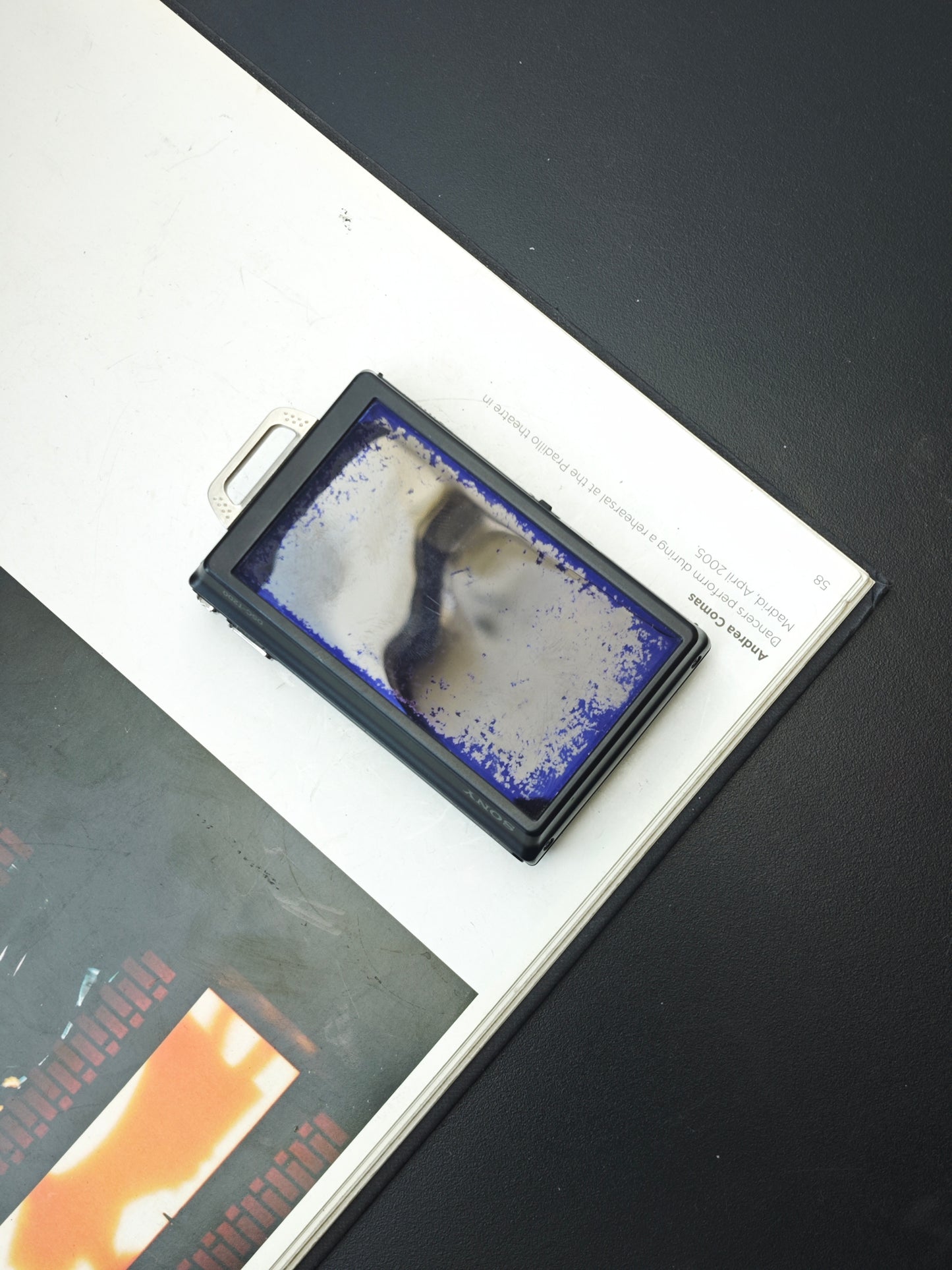 Used Sony Cyber-shot DSC-T200 black Digital Camera [JPN only, No charger]