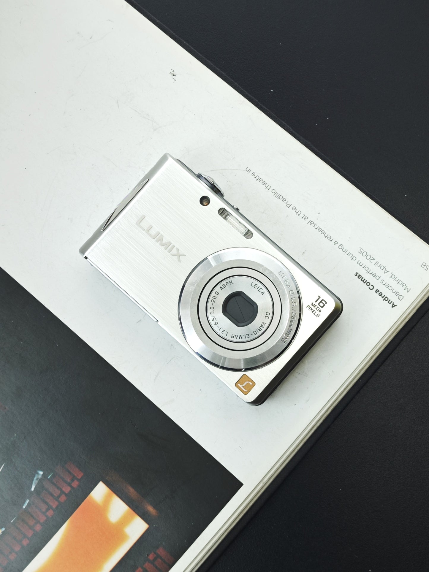 Used Panasonic Lumix DMC-FH5 silver Digital Camera [JPN only, No charger]